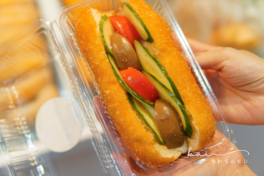 板橋南波One手作超營養三明治。四維市場超人氣銅板美食，食尚玩家、台灣1001個故事爭相報導