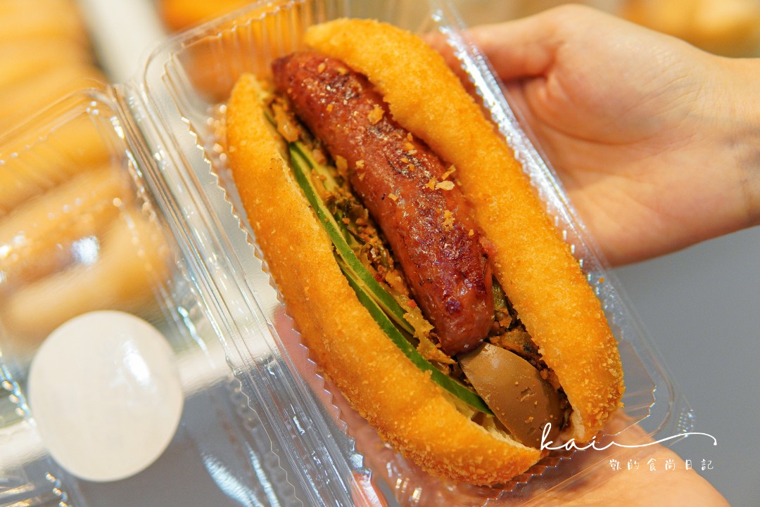 板橋南波One手作超營養三明治。四維市場超人氣銅板美食，食尚玩家、台灣1001個故事爭相報導