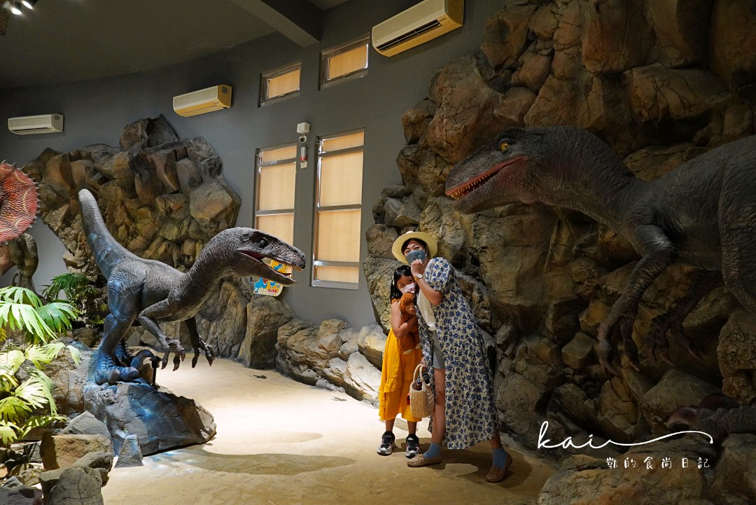 澎湖室內景點｜小門地質探索館。邊吹冷氣邊看超逼真恐龍、巨大化石