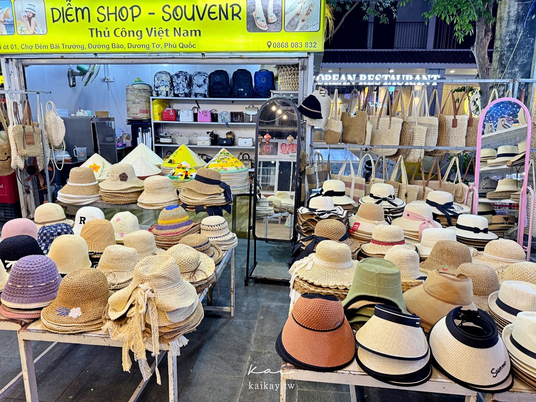 富國島最新夜市！Sonasea Night Market藤編包、帽子超好買，按摩、美食都滿意