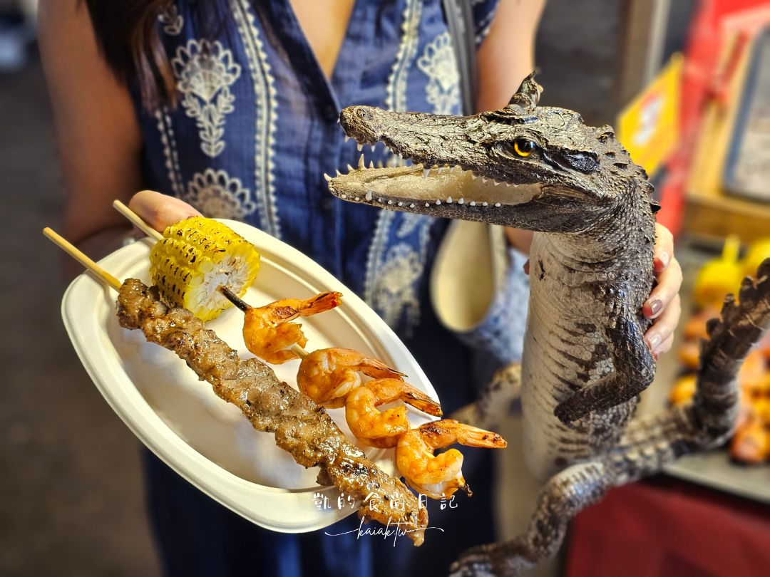 夭壽辣！曼谷最強「辣妹夜市」帕蓬夜市。好吃好逛好買，鱷魚肉、鋼管、泰拳秀超刺激