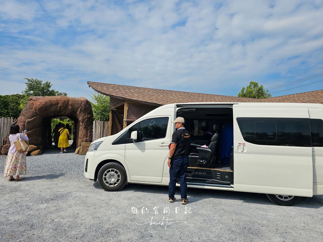 曼谷包車一日遊推薦！萊旅遊Like Travel豪華按摩椅座車、行程規劃師、中文導遊超貴賓級禮遇