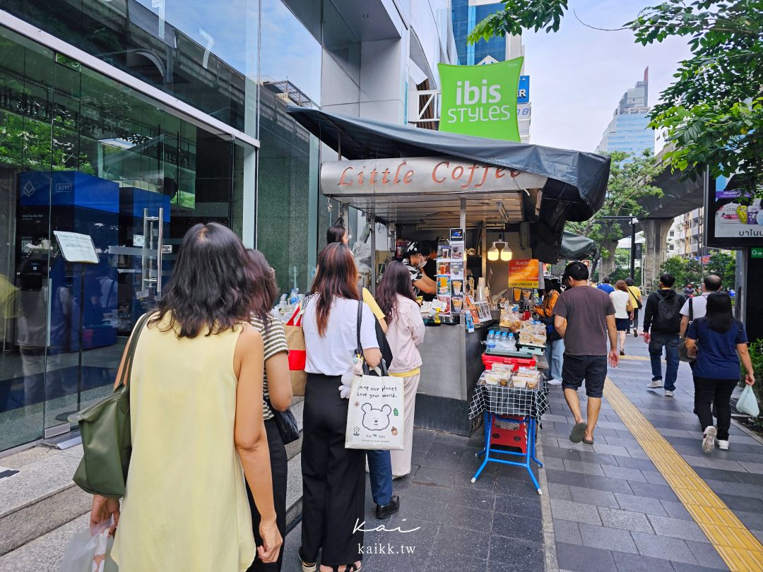 曼谷平價飯店推薦！宜必思尚品曼谷是隆酒店。BTS Silom站、帕蓬夜市正對面，機能超級好