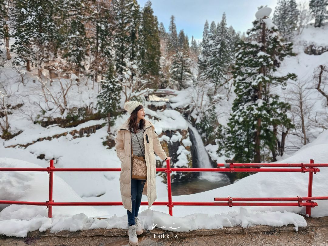 銀山溫泉怎麼穿？冬天下雪這樣穿搭拍照超夢幻！保暖防滑又不怕弄丟配件