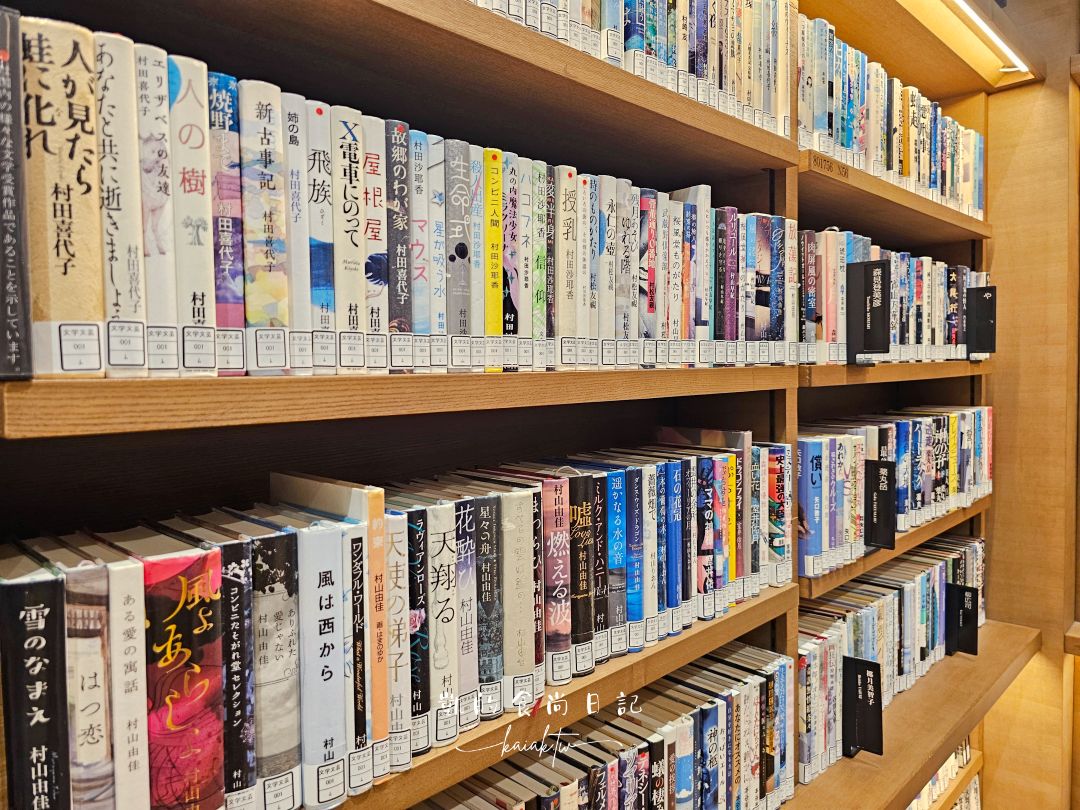 日本最美圖書館。佐賀武雄圖書館復古mix藝文時尚氣息，館內還有星巴克咖啡