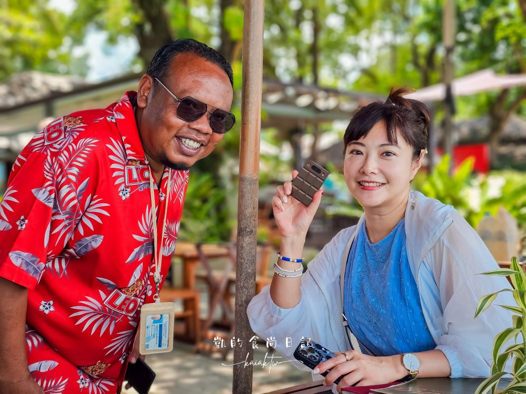 新世代智慧翻譯錄音卡CHOCO AI 輕薄小巧！出國即時會話翻譯、重點AI轉錄摘要，完美紀錄每個重要時刻