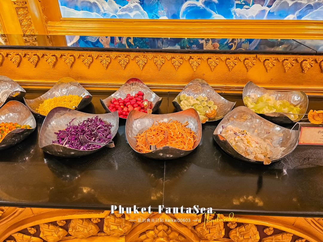 普吉島最奢華泰服。Phuket FantaSea 幻多奇主題樂園 穿泰服玩遊戲、跟大象小老虎拍照