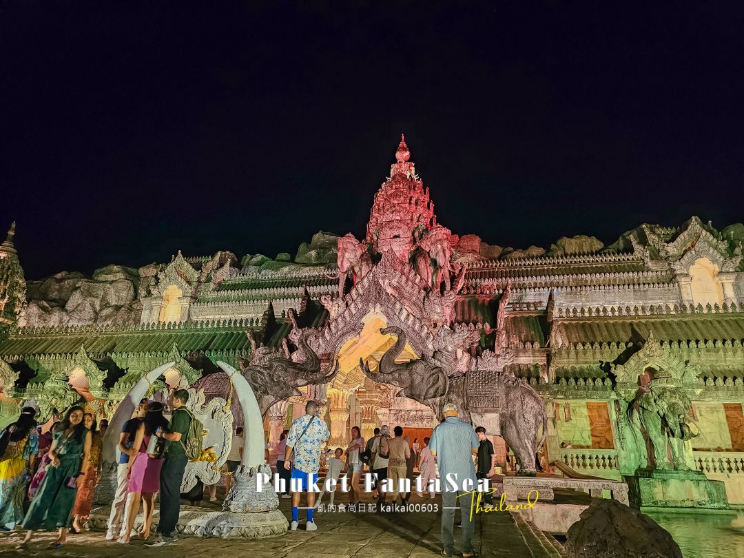 普吉島最奢華泰服。Phuket FantaSea 幻多奇主題樂園 穿泰服玩遊戲、跟大象小老虎拍照