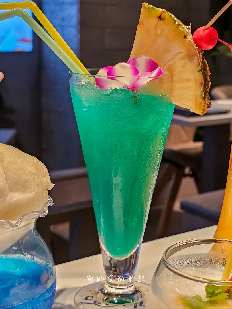 大阪MAGIC SOLEIL 太陽的魔法餐廳。夢幻打卡餐點＋刺激互動魔法秀，你一定沒吃過這種餐廳