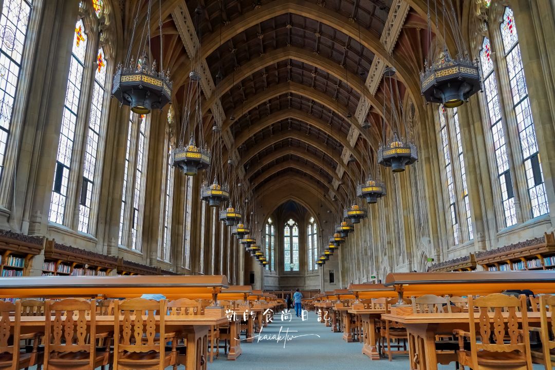 西雅圖華盛頓大學一日遊。哈利波特圖書館＋University Village大學村購物吃喝玩樂