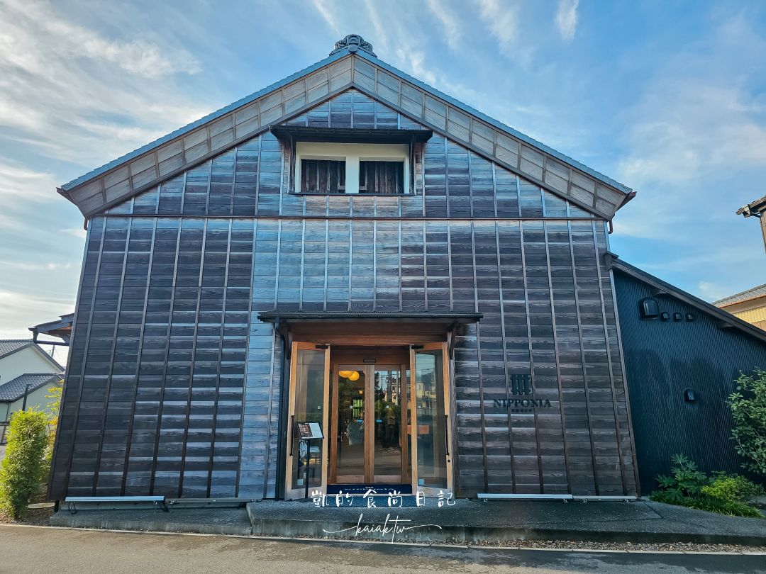 「關東小江戶」佐原一日遊。入住百年老屋飯店、搭船遊水鄉、超復古老街散策、收集寶可夢人孔蓋
