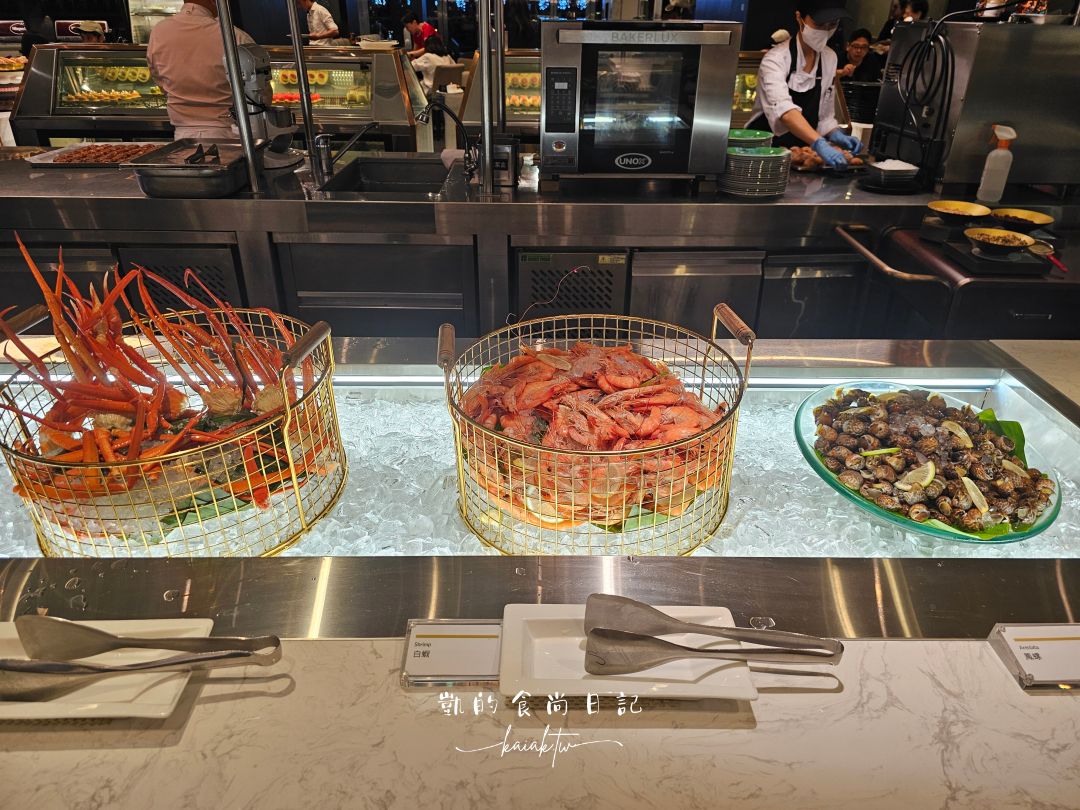 2025寒舍艾美buffet 探索廚房全新回歸！升級版超大日料檯、比臉大和牛壽司、主廚料理、甜點推車亮點搶先看