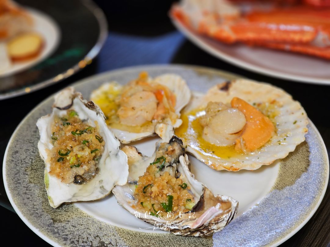 2025寒舍艾美buffet 探索廚房全新回歸！升級版超大日料檯、比臉大和牛壽司、主廚料理、甜點推車亮點搶先看