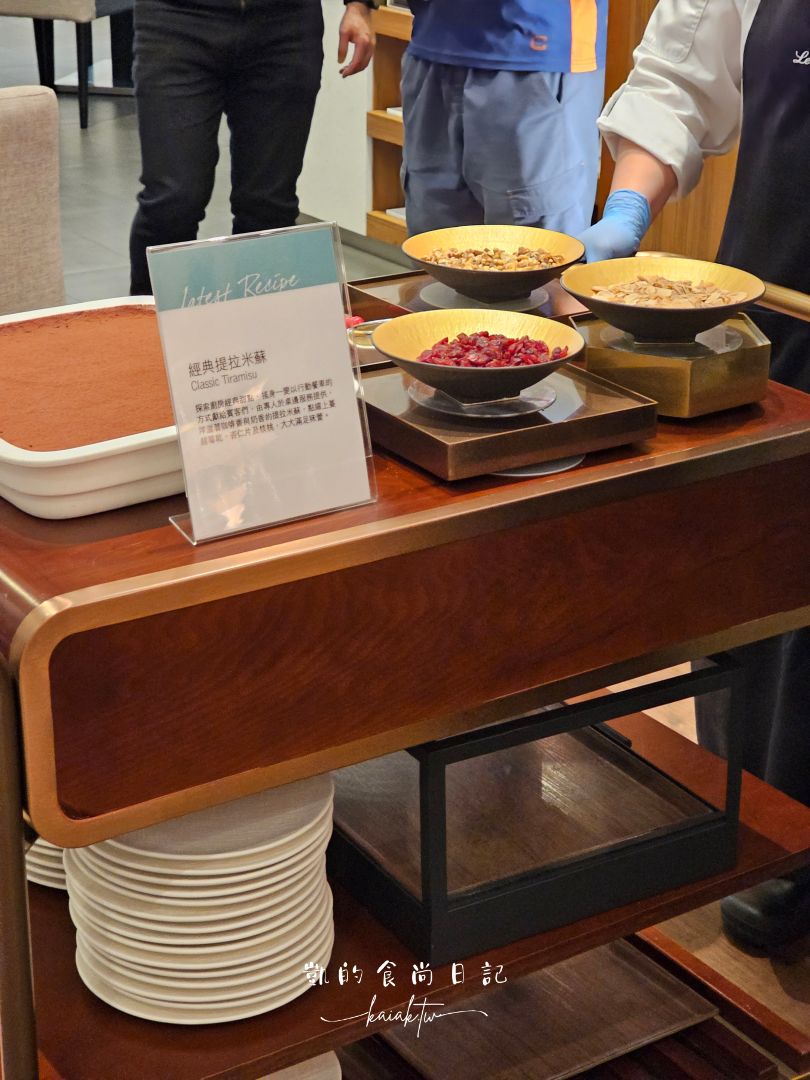 2025寒舍艾美buffet 探索廚房全新回歸！升級版超大日料檯、比臉大和牛壽司、主廚料理、甜點推車亮點搶先看