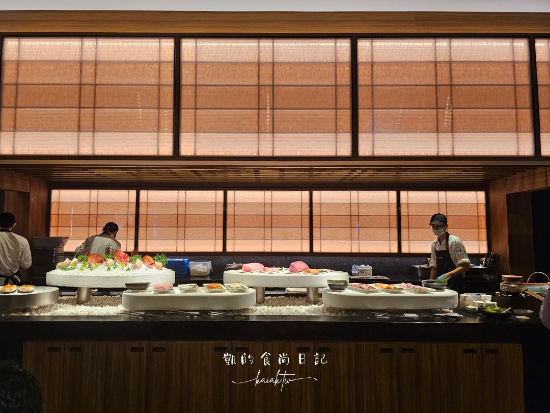 2025寒舍艾美buffet 探索廚房全新回歸！升級版超大日料檯、比臉大和牛壽司、主廚料理、甜點推車亮點搶先看
