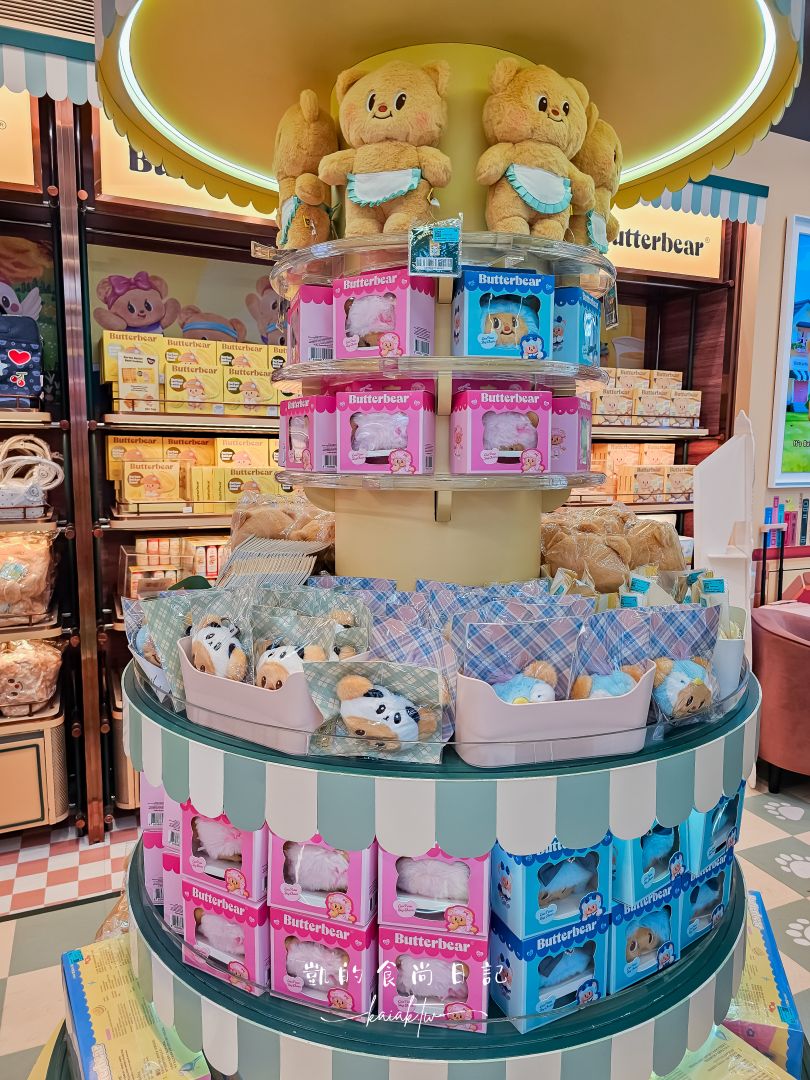 泰國人氣Butterbear奶油小熊 曼谷機場也買得到了！超大專櫃、曲奇餅禮盒、吊飾、包包超齊全