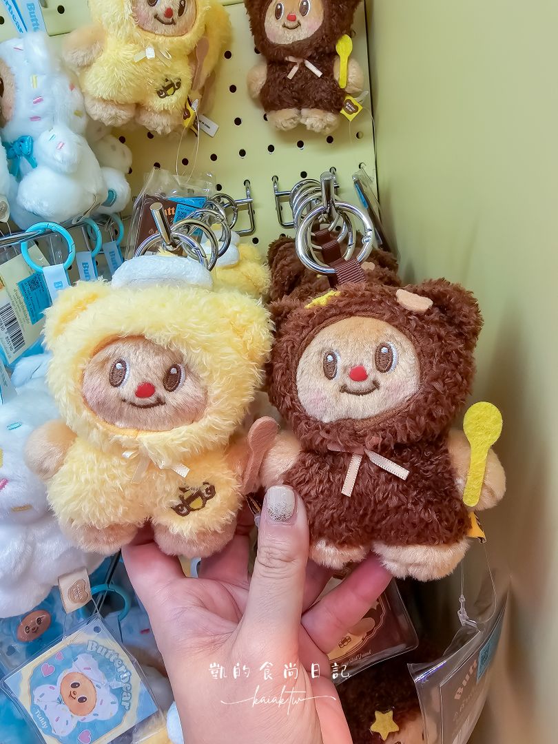泰國人氣Butterbear奶油小熊 曼谷機場也買得到了！超大專櫃、曲奇餅禮盒、吊飾、包包超齊全