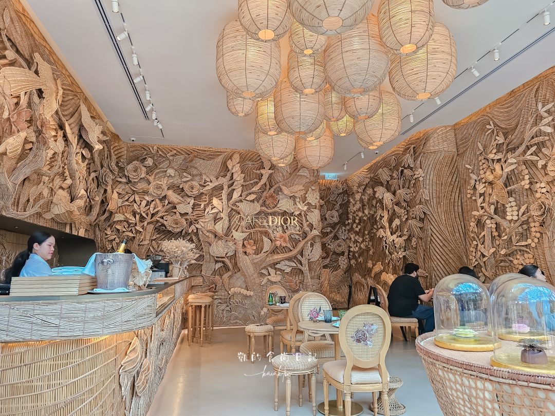 曼谷迪奧Gold House Dior Cafe開箱!金色玻璃溫室。Glasshouse 座位預約攻略+必拍亮點大公開 曼谷迪奧Gold House Dior Cafe開箱!金色玻璃溫室。Glasshouse 座位預約攻略+必拍亮點大公開
