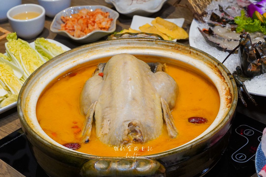 新開幕!!君曜雞湯-信義區精品級黃金雞湯火鍋。頂級花膠、活龍蝦紅蟳、A5和牛補上加補。信義區聚餐、慶生、尾牙包廂推薦 新開幕!!君曜雞湯-信義區精品級黃金雞湯火鍋。頂級花膠、活龍蝦紅蟳、A5和牛補上加補。信義區聚餐、慶生、尾牙包廂推薦