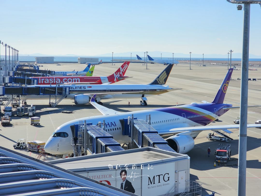 名古屋中部國際機場。空姐必買蝦餅伴手禮、必吃美食豬排、手羽先、燒肉、鰻魚飯美食總整理!邊看飛機邊泡溫泉「風の湯」也別錯過 名古屋中部國際機場。空姐必買蝦餅伴手禮、必吃美食豬排、手羽先、燒肉、鰻魚飯美食總整理!邊看飛機邊泡溫泉「風の湯」也別錯過