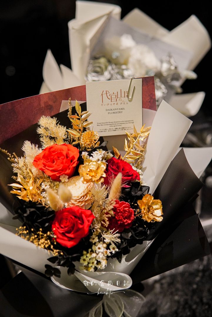 大安頂級海鮮鍋天花板！二本松季節限定帝王蟹、松葉蟹5吃。帶國外朋友來聚餐絕對好評！