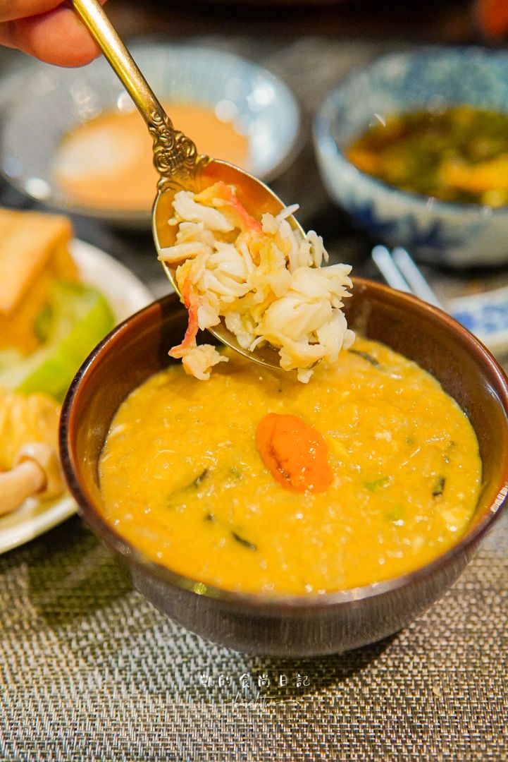 大安頂級海鮮鍋天花板！二本松季節限定帝王蟹、松葉蟹5吃。帶國外朋友來聚餐絕對好評！