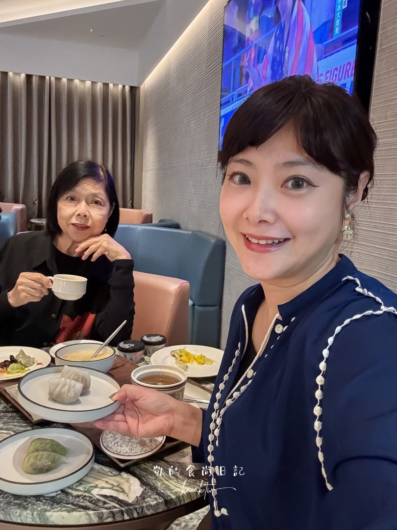 台中機場星宇貴賓室「GALACTIC Lounge」開箱!頂級粵菜、蜷尾家冰淇淋吃到飽,凱媽也讚不絕口! 台中機場星宇貴賓室「GALACTIC Lounge」開箱!頂級粵菜、蜷尾家冰淇淋吃到飽,凱媽也讚不絕口!