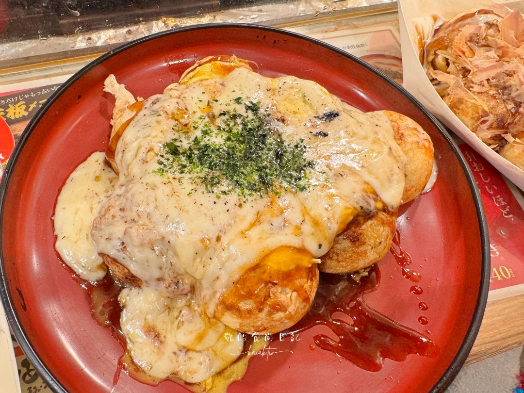 札幌狸小路推薦美食！タコとハイボール 狸小路二丁目店。章魚燒、炒麵居酒屋 在地人都愛來喝一杯生意超好