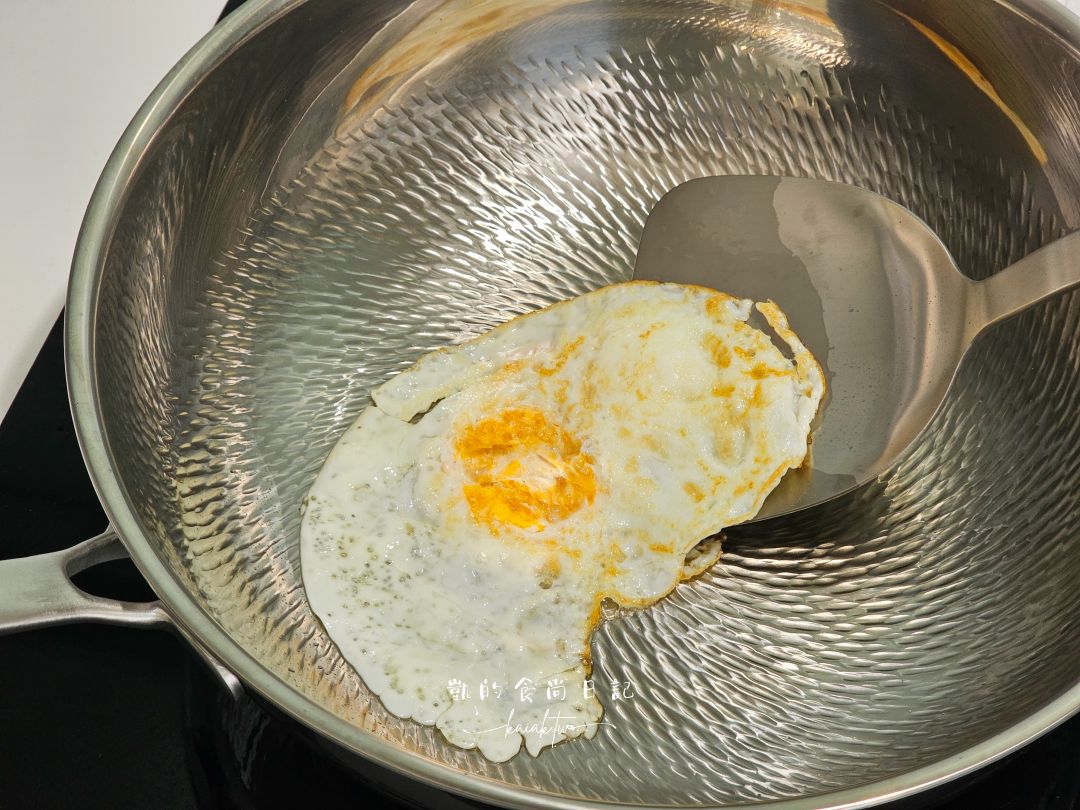 TiKOBO鈦工坊 TiCOOK 鈦鈦鍋開箱。終於跟不沾鍋分手!無塗層超級安心感~ TiKOBO鈦工坊 TiCOOK 鈦鈦鍋開箱。終於跟不沾鍋分手!無塗層超級安心感~