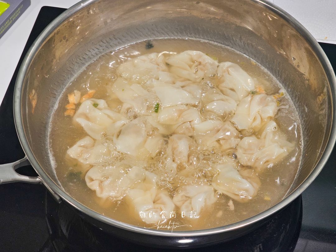 TiKOBO鈦工坊 TiCOOK 鈦鈦鍋開箱。終於跟不沾鍋分手!無塗層超級安心感~ TiKOBO鈦工坊 TiCOOK 鈦鈦鍋開箱。終於跟不沾鍋分手!無塗層超級安心感~