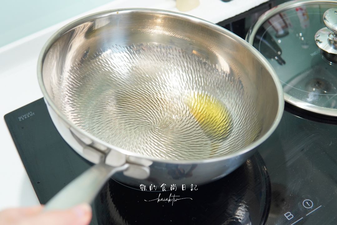 TiKOBO鈦工坊 TiCOOK 鈦鈦鍋開箱。終於跟不沾鍋分手!無塗層超級安心感~ TiKOBO鈦工坊 TiCOOK 鈦鈦鍋開箱。終於跟不沾鍋分手!無塗層超級安心感~