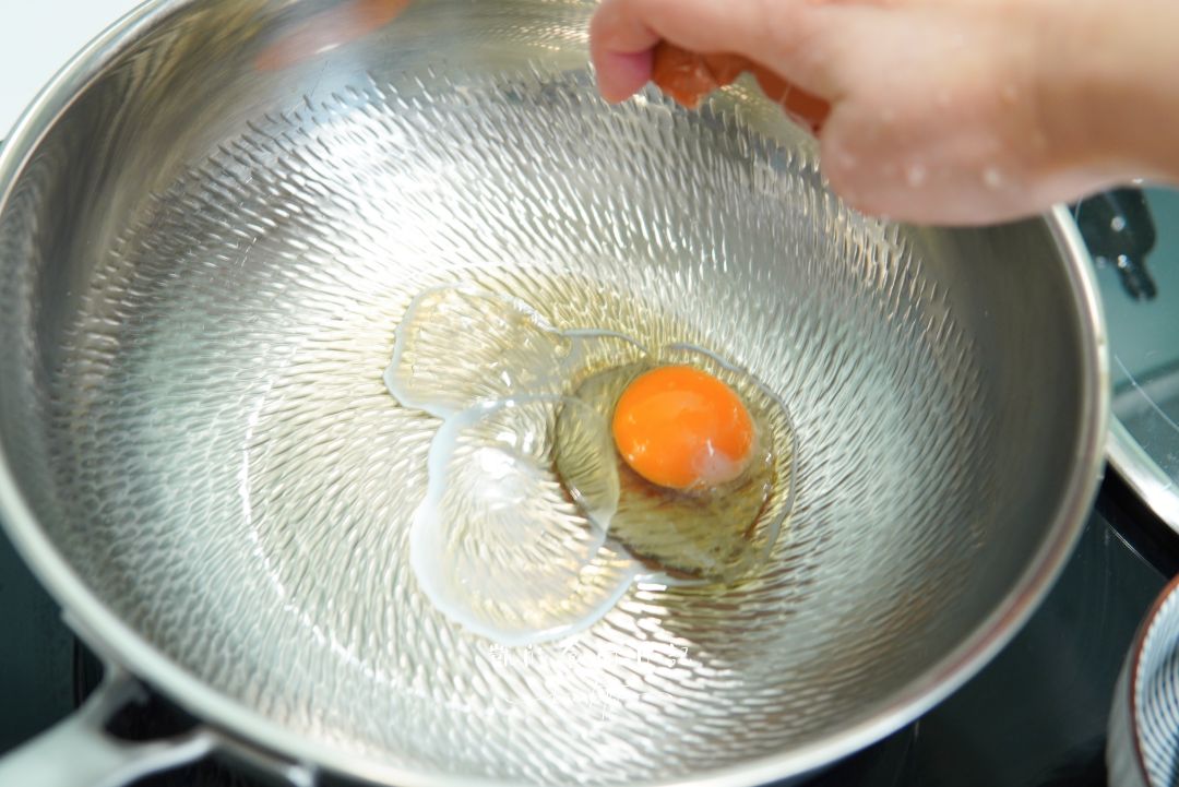 TiKOBO鈦工坊 TiCOOK 鈦鈦鍋開箱。終於跟不沾鍋分手！無塗層超級安心感～