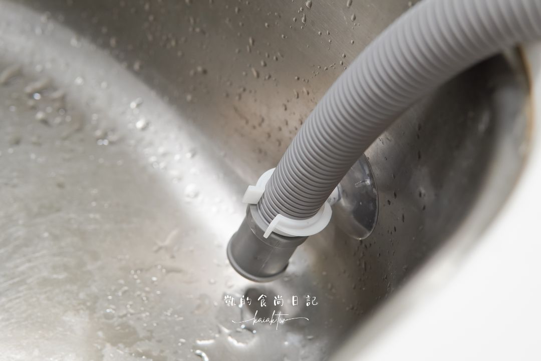 洗碗救星！CHEFBORN 韓國天廚 8人份免安裝獨立式紫外線自動開門洗碗機開箱