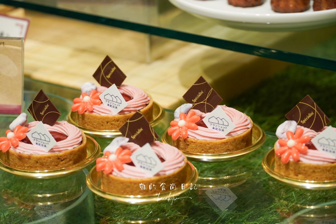 和歌山住宿｜BLANCHETTE 南紀白濱。入住純白童話村落，私人溫泉與頂級海鮮吃到飽！