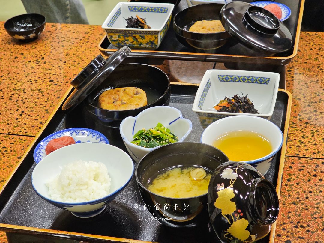 高野山一日遊怎麼玩？壇上伽藍、金剛峯寺、夜訪奧之院必訪清單