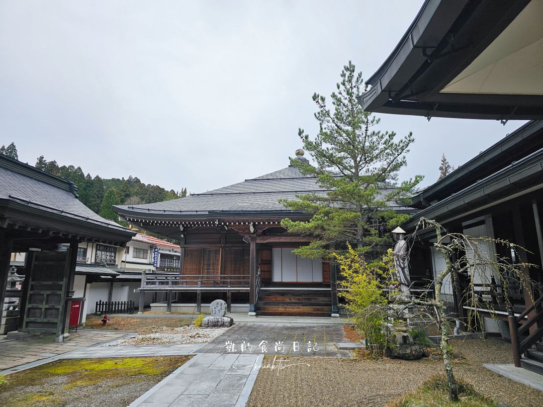 高野山一日遊怎麼玩？壇上伽藍、金剛峯寺、夜訪奧之院必訪清單