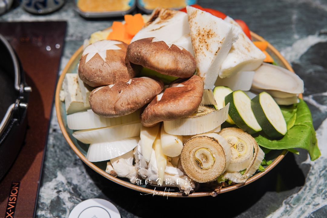 台北大安區新開幕！祇園．禪院壽喜燒｜ZEN SAN 全席包廂、預約制。隱藏版海膽麵必吃！