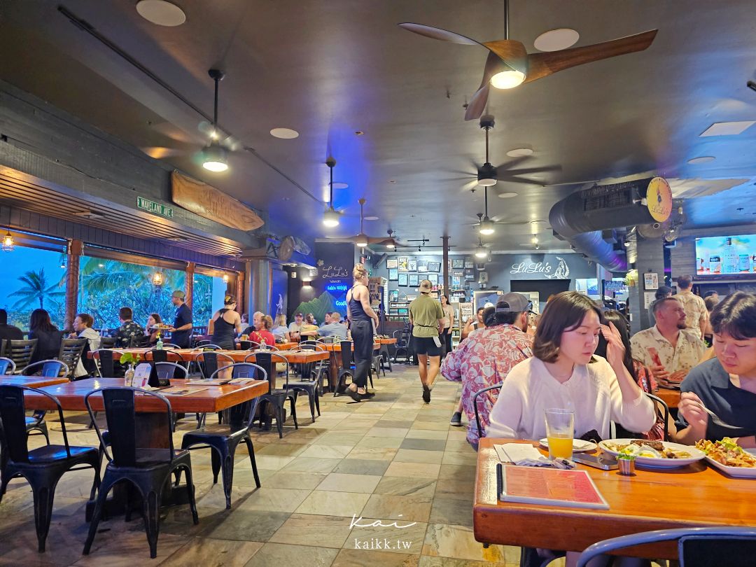 夏威夷威基基海灘美食 Lulu’s Waikiki 蒜香鮮蝦奶油義大利麵超必吃！