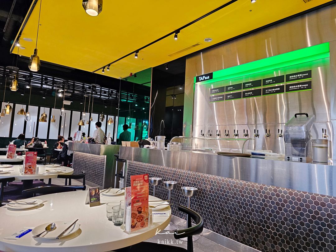 天母SOGO美食|非常泰天母SOGO店,芝山站聚餐方便、月亮蝦餅與黃咖哩雞必點 天母SOGO美食|非常泰天母SOGO店,芝山站聚餐方便、月亮蝦餅與黃咖哩雞必點
