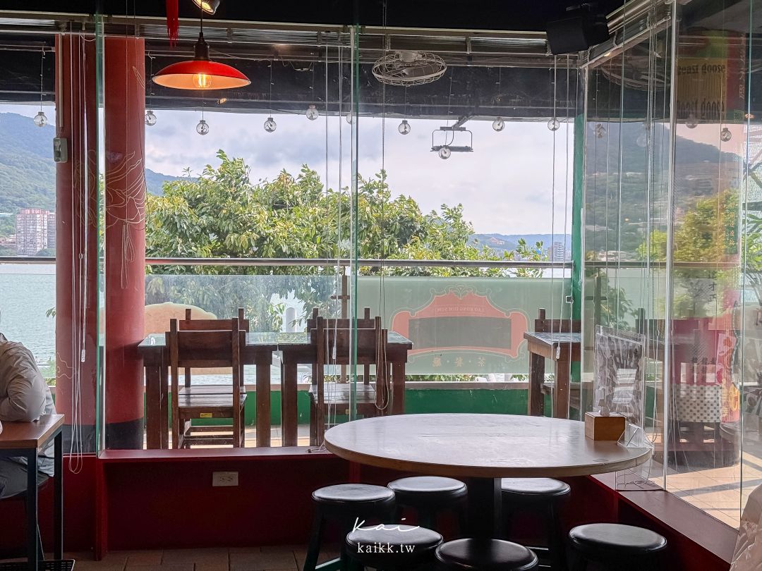 淡水佬港茶餐廳開箱｜淡水渡船頭港式飲茶。有河景、廁所、冷氣的寶藏餐廳