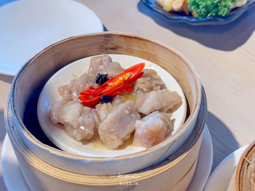 淡水佬港茶餐廳開箱｜淡水渡船頭港式飲茶。有河景、廁所、冷氣的寶藏餐廳