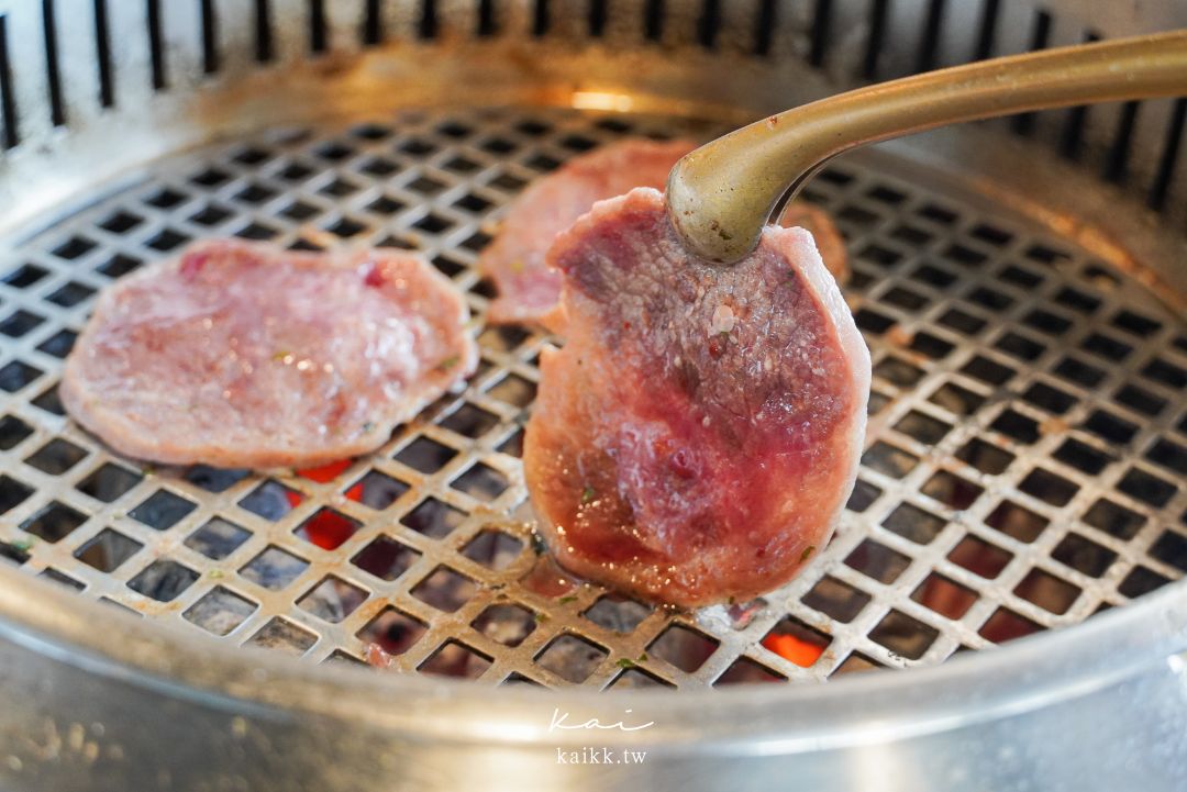 淡水聚餐最愛梨花大苑｜淡水超強燒肉吃到飽，見島牛、雪蟹膏拌飯、人蔘雞湯一次吃
