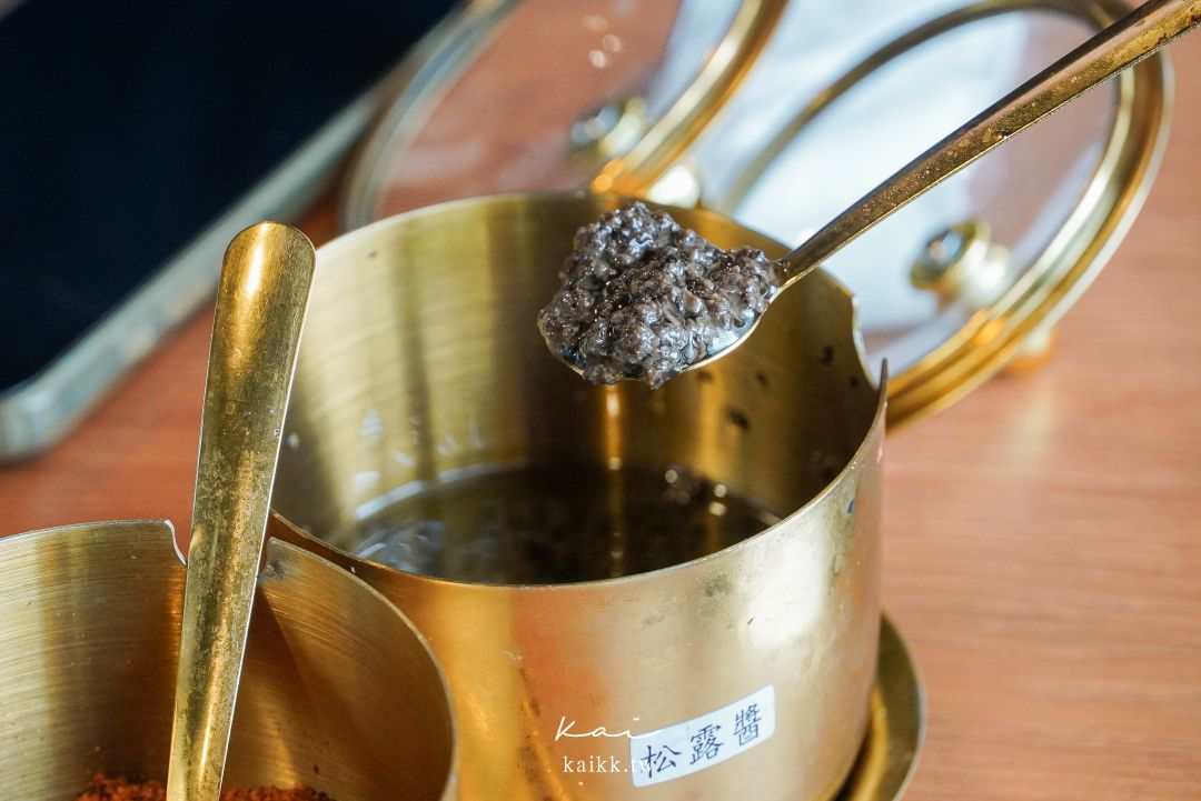 淡水聚餐最愛梨花大苑｜淡水超強燒肉吃到飽，見島牛、雪蟹膏拌飯、人蔘雞湯一次吃