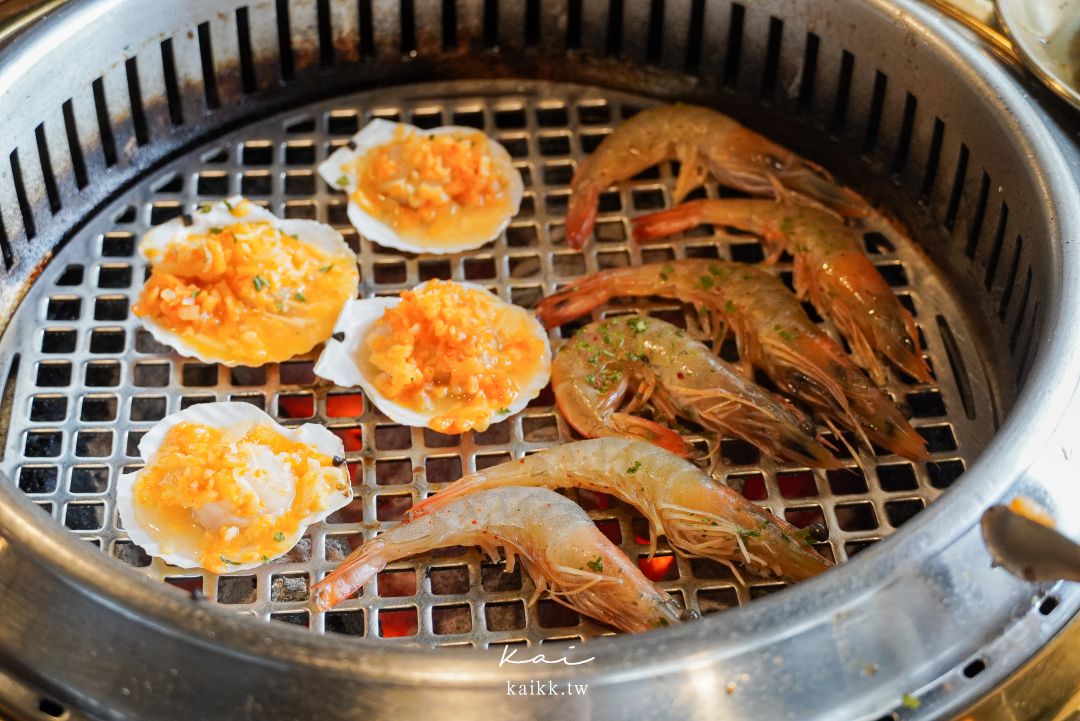 淡水聚餐最愛梨花大苑｜淡水超強燒肉吃到飽，見島牛、雪蟹膏拌飯、人蔘雞湯一次吃