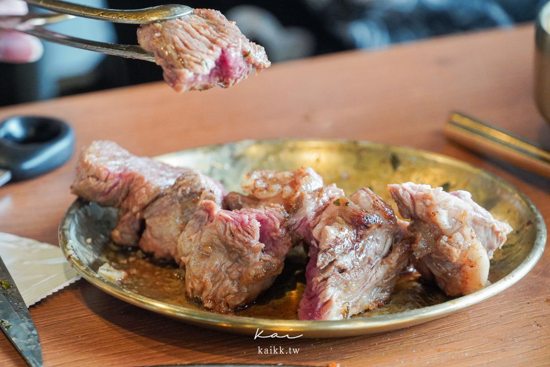 淡水聚餐最愛梨花大苑｜淡水超強燒肉吃到飽，見島牛、雪蟹膏拌飯、人蔘雞湯一次吃