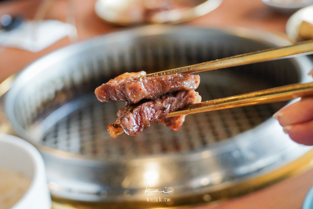 淡水聚餐最愛梨花大苑｜淡水超強燒肉吃到飽，見島牛、雪蟹膏拌飯、人蔘雞湯一次吃