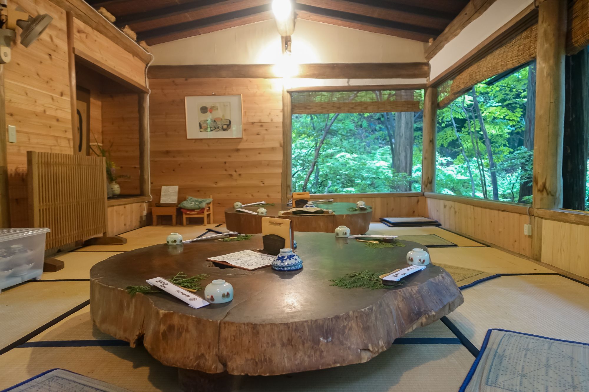 鳥取米其林指南三滝園|智頭森林裡吃山女魚、山菜。茅草古民家中的山林饗宴 鳥取米其林指南三滝園|智頭森林裡吃山女魚、山菜。茅草古民家中的山林饗宴