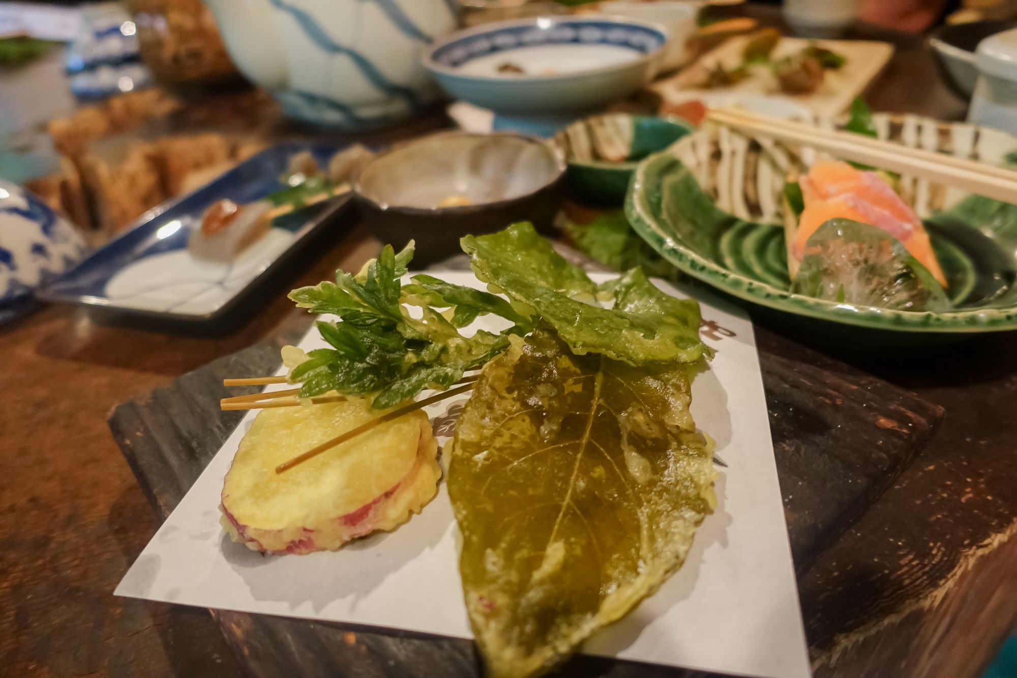 鳥取米其林指南三滝園|智頭森林裡吃山女魚、山菜。茅草古民家中的山林饗宴 鳥取米其林指南三滝園|智頭森林裡吃山女魚、山菜。茅草古民家中的山林饗宴
