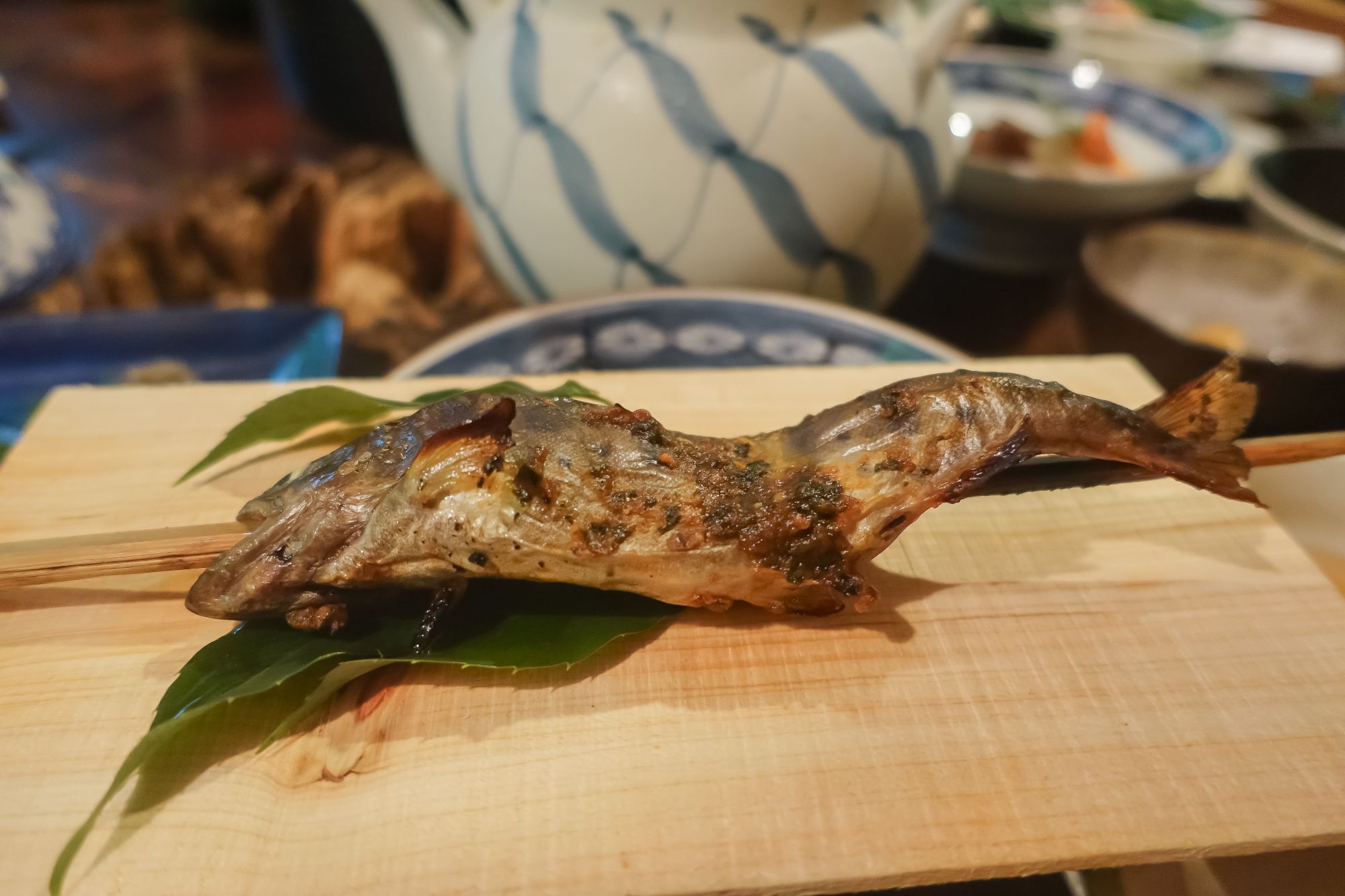 鳥取米其林指南三滝園|智頭森林裡吃山女魚、山菜。茅草古民家中的山林饗宴 鳥取米其林指南三滝園|智頭森林裡吃山女魚、山菜。茅草古民家中的山林饗宴