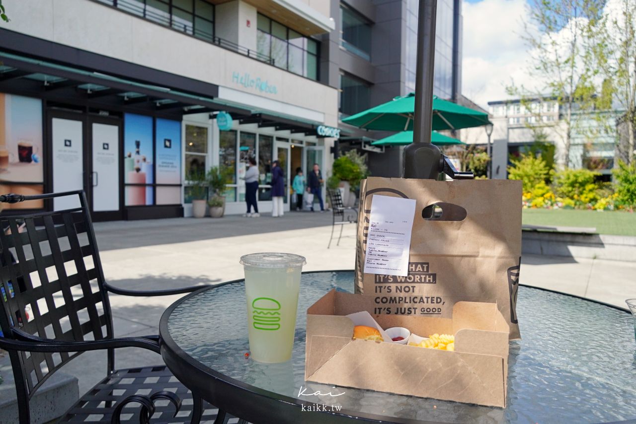 開箱西雅圖Shake Shack!西雅圖華盛頓大學University Village大學村Shake Shack環境超棒 開箱西雅圖Shake Shack!西雅圖華盛頓大學University Village大學村Shake Shack環境超棒